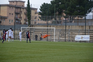 Nella foto di Giuseppe Melone il gol di Corsale