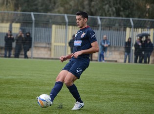 Pasquale Esposito autore del momentaneo 3-1