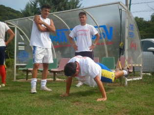 Atleti in esercizio (foto Domenico Vastante)