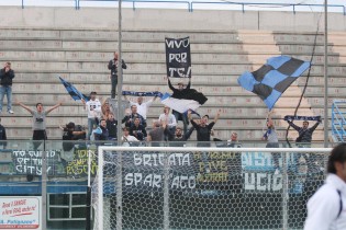 Tifosi del Gladiator a Brindisi