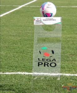 PALLONE LEGA PRO AL PINTO