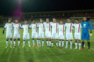 Foto di squadra per il Sorrento (Foto Decicco)