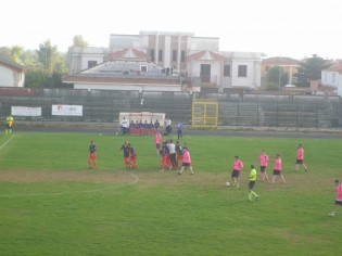 Esultanza per il goal di Raffaele Papa (foto Domenico Vastante)