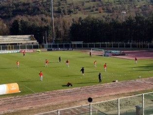 La Casertana durante il riscaldamento a Chieti