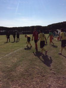 Ingresso in campo delle squadre (foto Antimo Cusano)