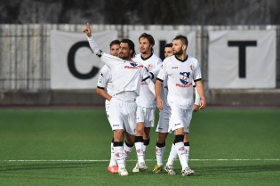 Scarpa protagonista contro il Lamezia (Foto Vincenzo Di Monda)