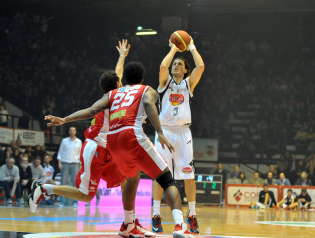 Marco Mordente al tiro (Foto Vincenzo Di Monda)