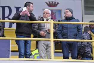 Al centro il presidente della Juve Stabia Manniello (Foto Vincenzo Di Monda)