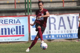 Porcaro in azione con la maglia dell'Aversa due stagioni fa