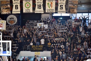 I tifosi della Juvecaserta