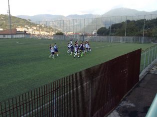 La festa Sessana per la prima vittoria in campionato