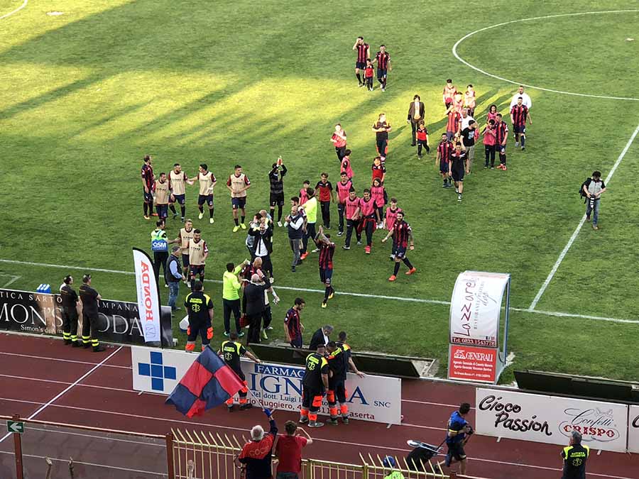 Folle Casertana, è Tuo Un Derby Incredibile! Trionfo In Extremis Sulla ...